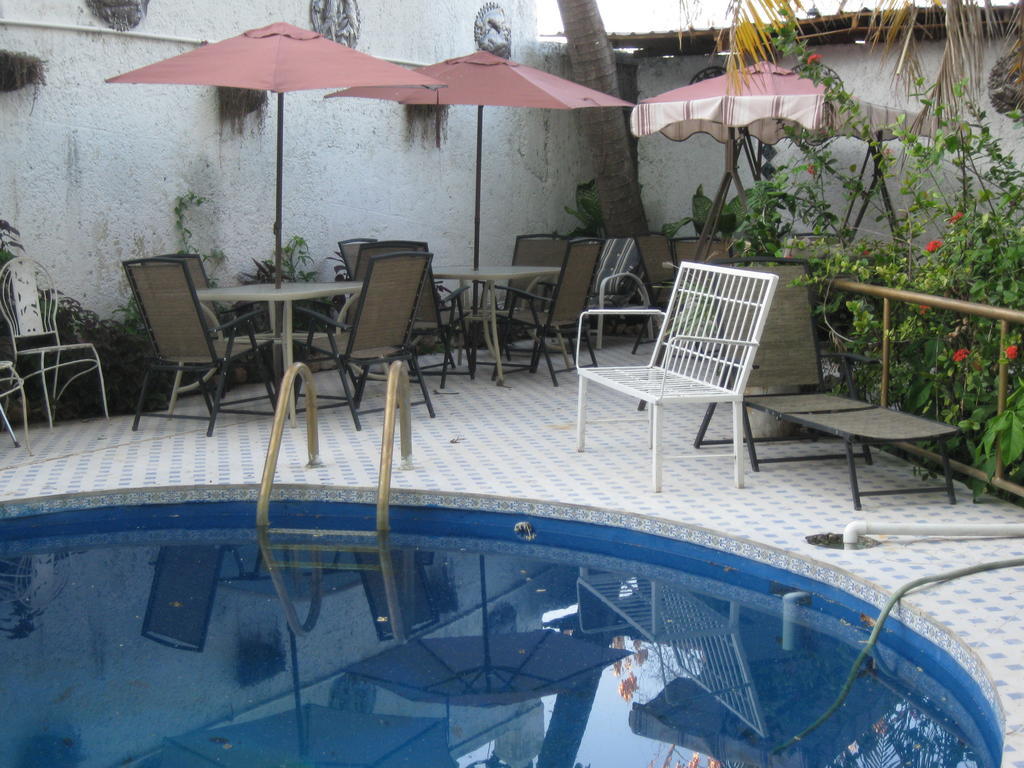 Pacot Breeze Hotel Musseau Zewnętrze zdjęcie