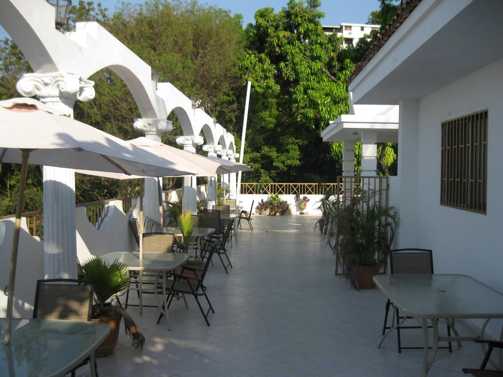 Pacot Breeze Hotel Musseau Zewnętrze zdjęcie