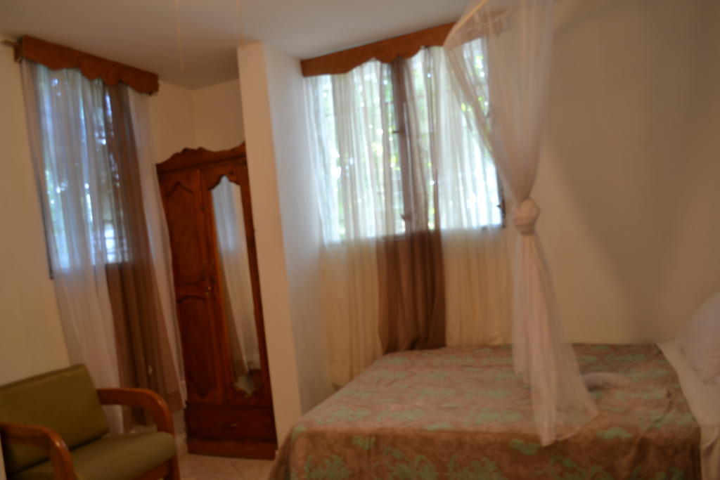 Pacot Breeze Hotel Musseau Zewnętrze zdjęcie